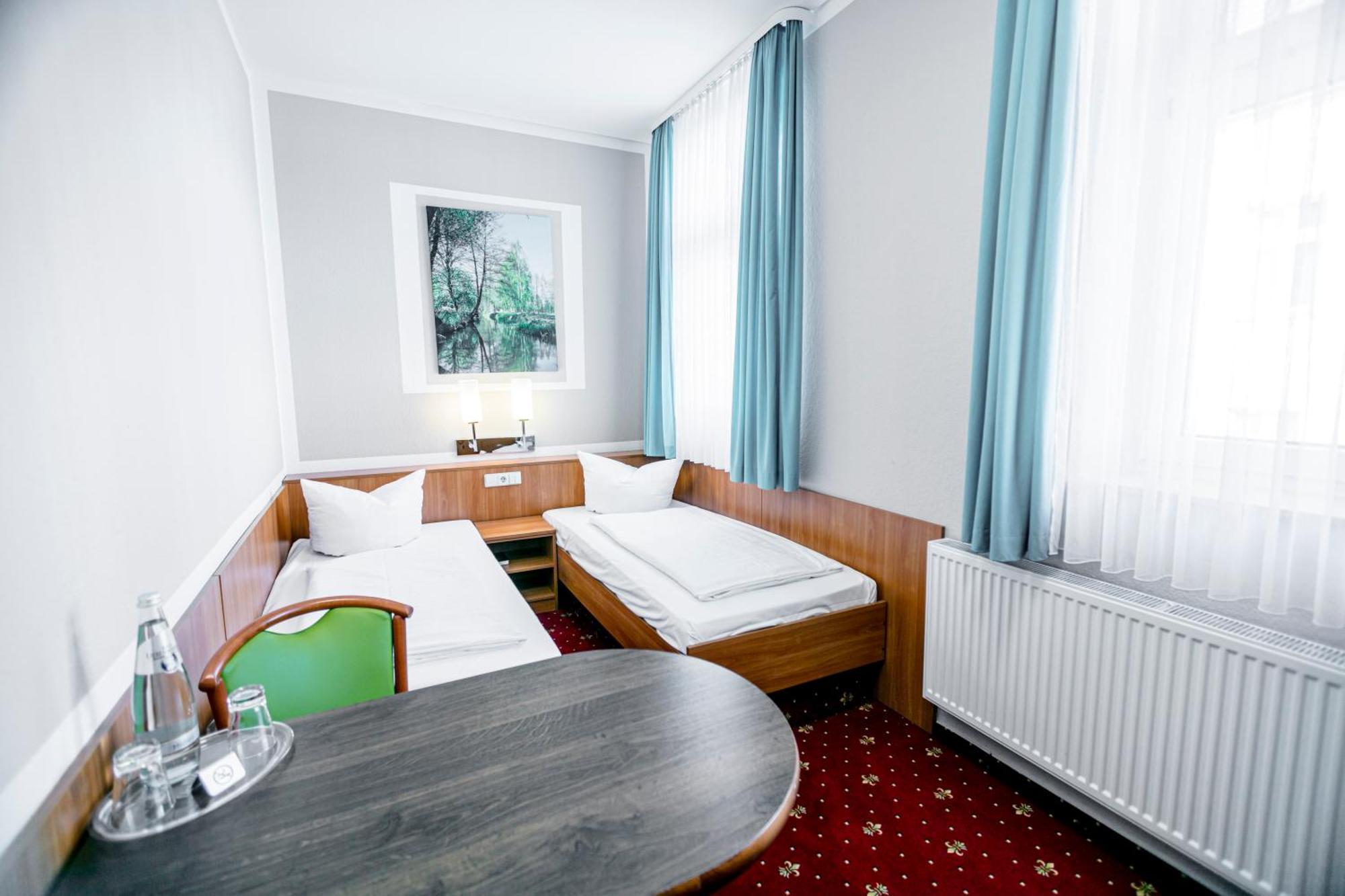 Hotel Zum Goldenen Loewen Peitz Eksteriør bilde