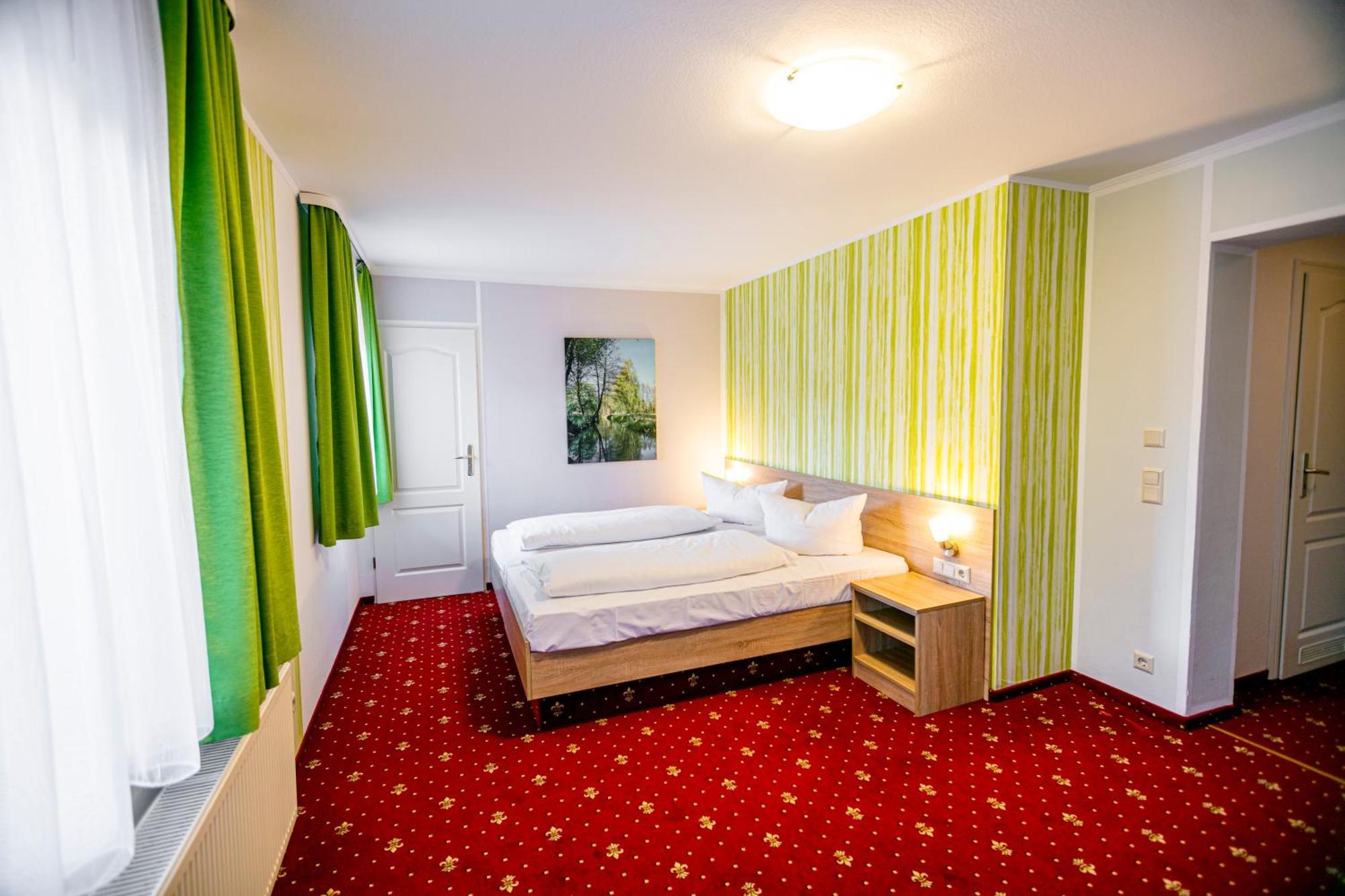 Hotel Zum Goldenen Loewen Peitz Eksteriør bilde