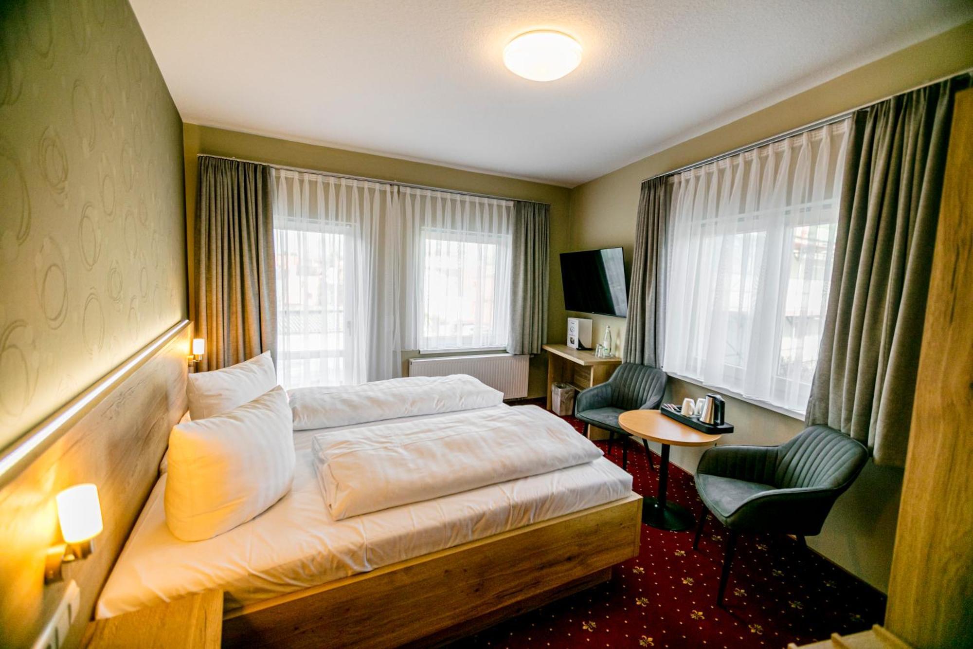 Hotel Zum Goldenen Loewen Peitz Eksteriør bilde
