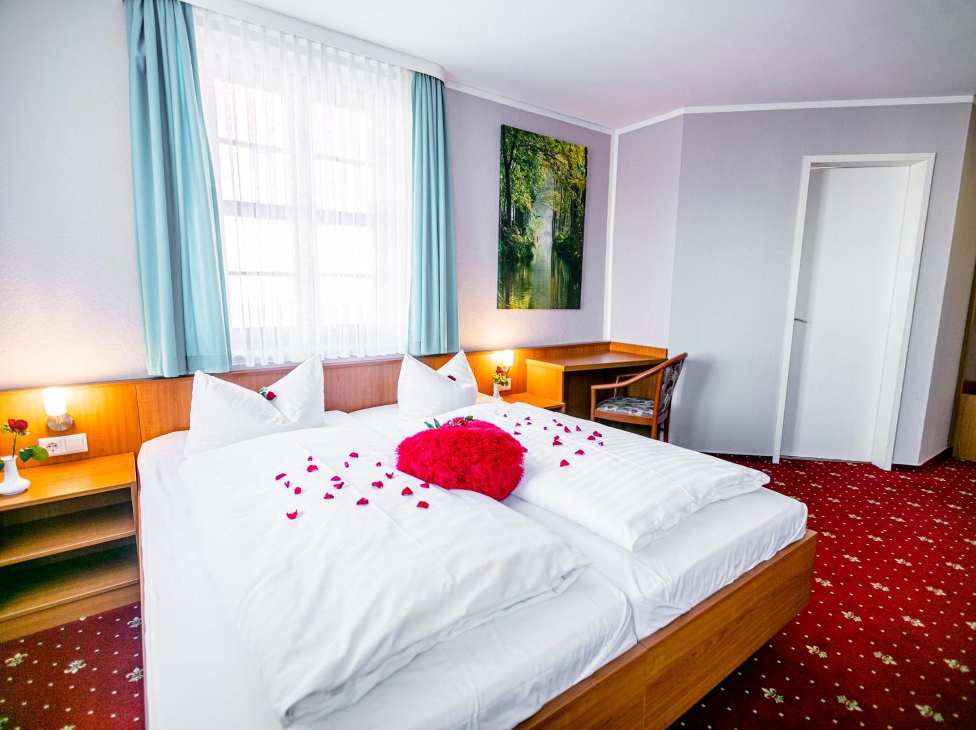 Hotel Zum Goldenen Loewen Peitz Eksteriør bilde